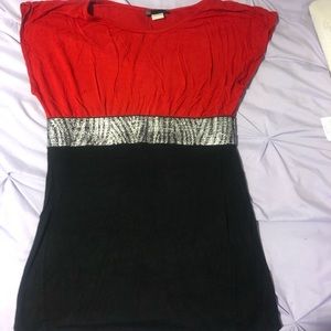 Women’s large used shirt